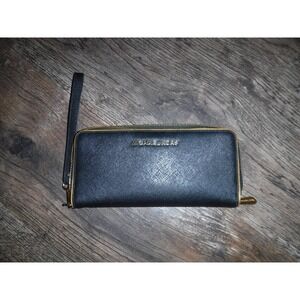 Michael Kors Black‎ Saffiano Leather Zip Around Continental Wristlet Wallet